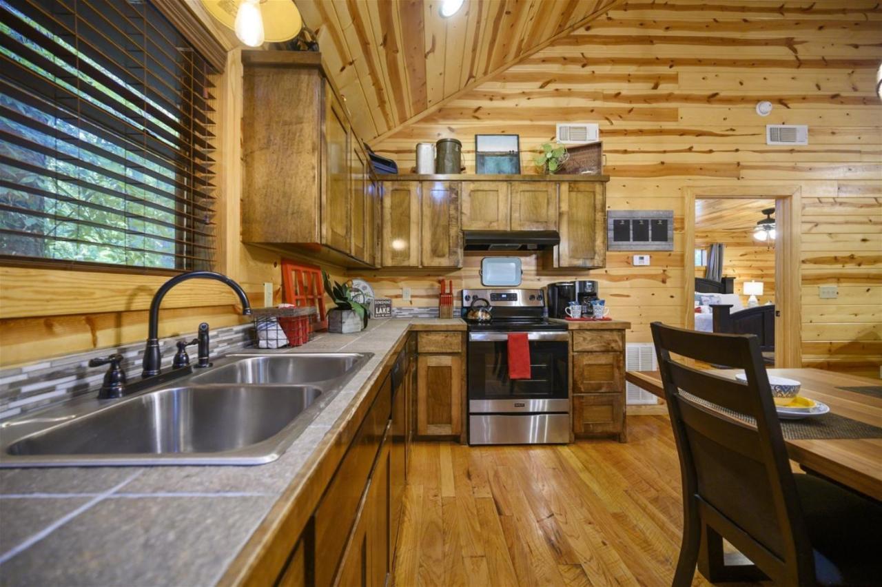 Shear Pleasure Villa Broken Bow Exterior photo