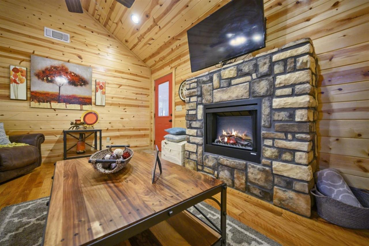Shear Pleasure Villa Broken Bow Exterior photo